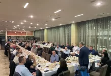 Gradonačelnik Fuad Kasumović upriličio tradicionalni iftar s predstavnicima mjesnih zajednica